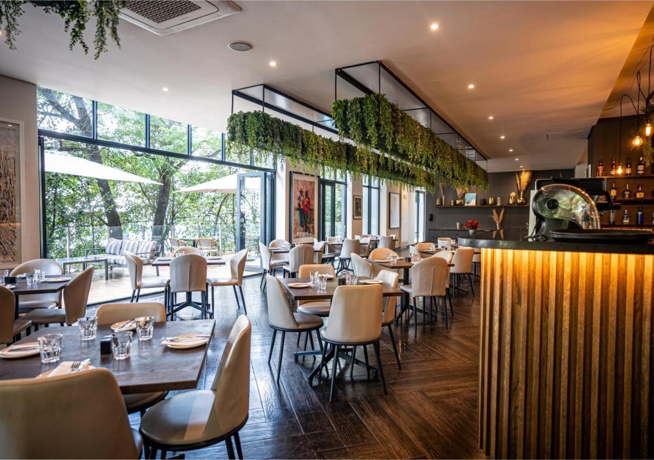 The Catalyst Apartment Hotel By Newmark Johannesburg Exterior foto