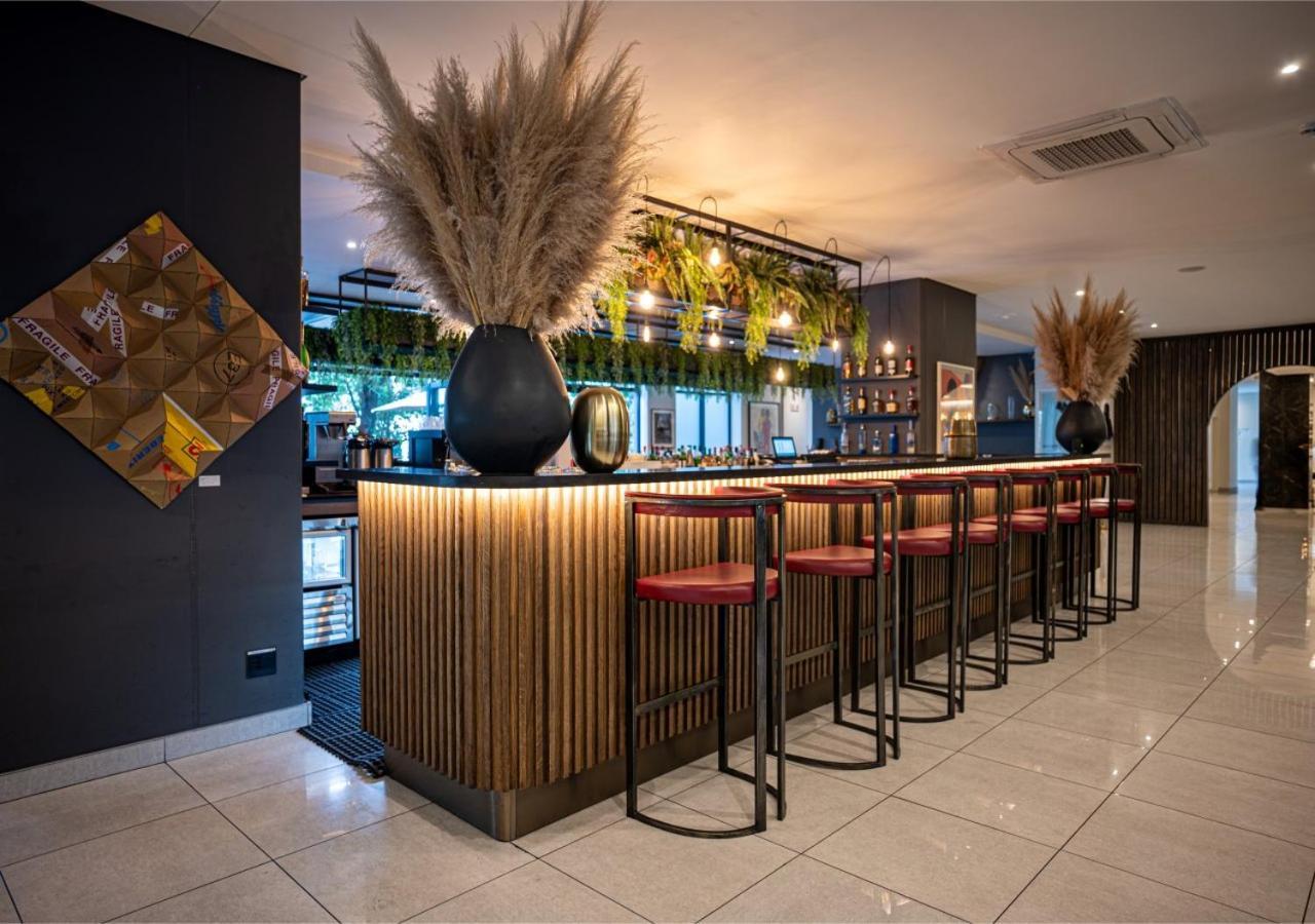 The Catalyst Apartment Hotel By Newmark Johannesburg Exterior foto